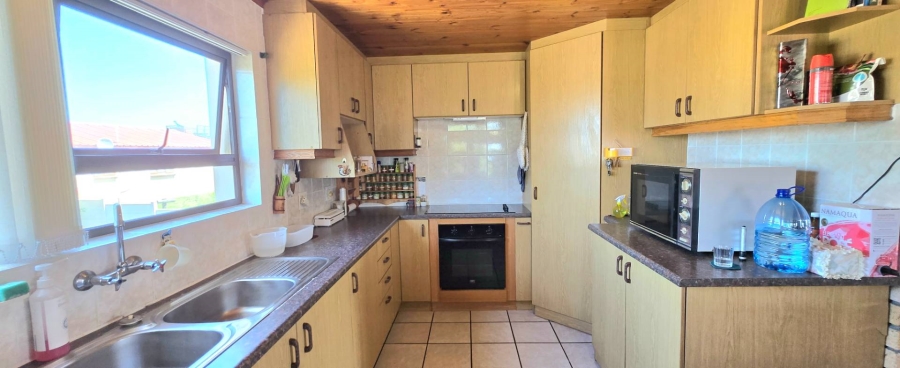 3 Bedroom Property for Sale in Kleinbaai Western Cape